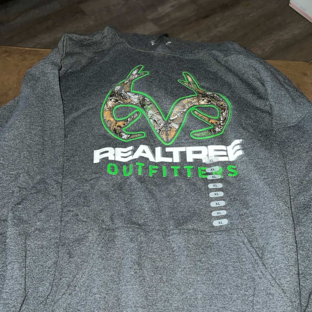 NWT Men’s Realtree Hoodie